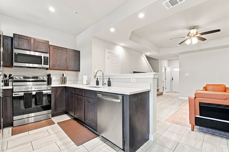 Furnished Finder property 1038168_1 photo 14