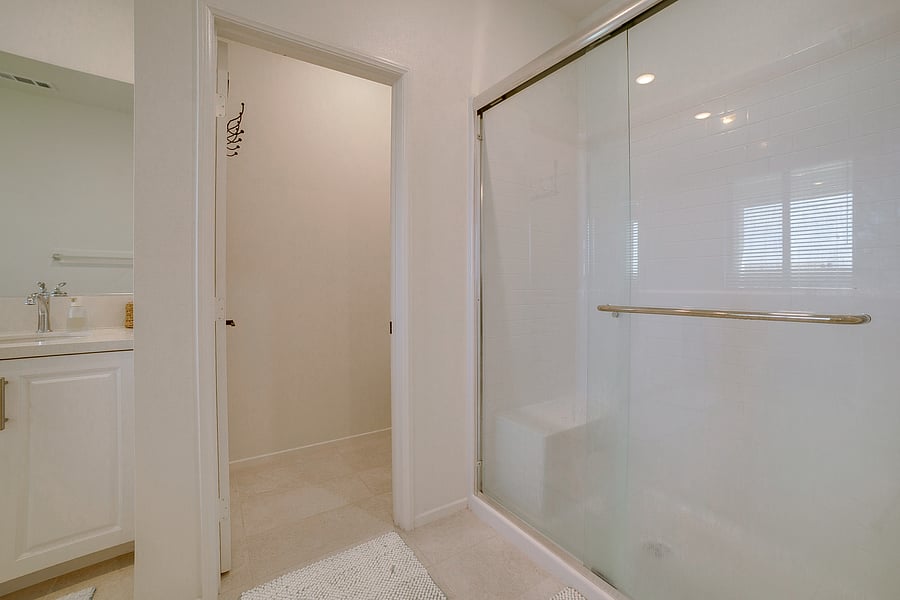 Furnished Finder property 1038182_1 photo 11