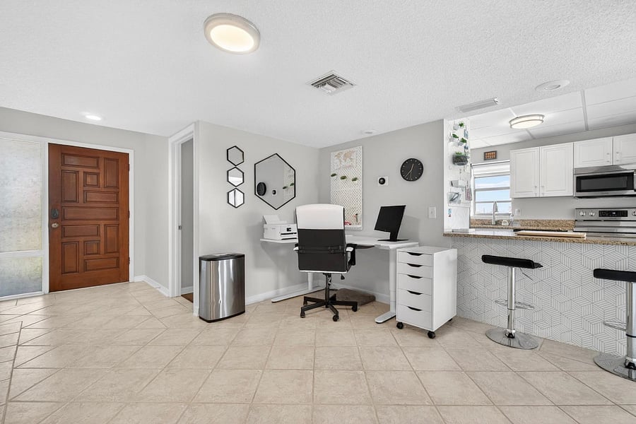 Furnished Finder property 1038186_1 photo 10