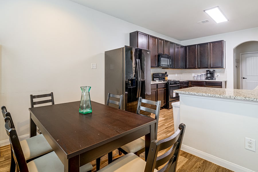 Furnished Finder property 1038189_1 photo 3