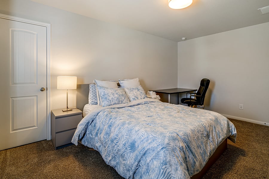 Furnished Finder property 1038189_1 photo 23