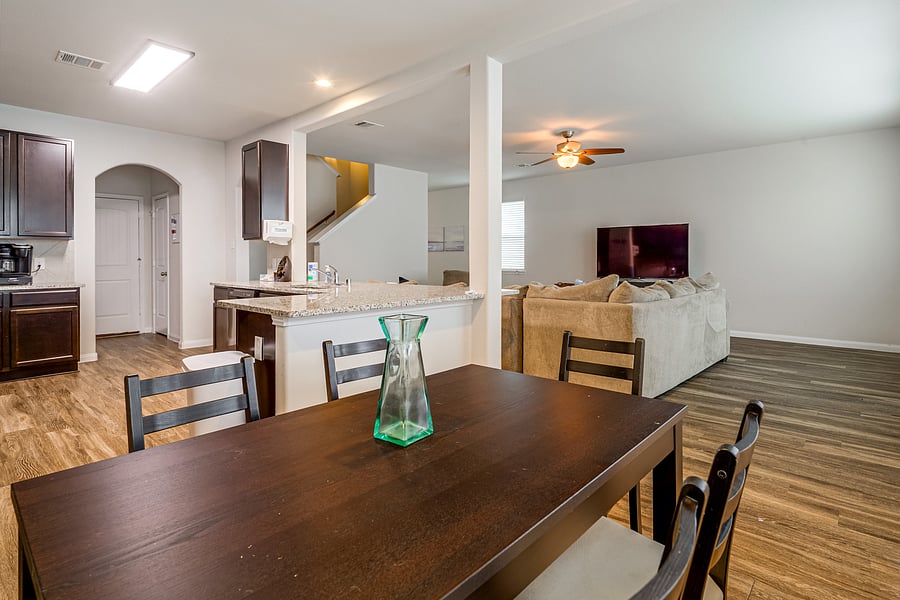 Furnished Finder property 1038189_1 photo 9