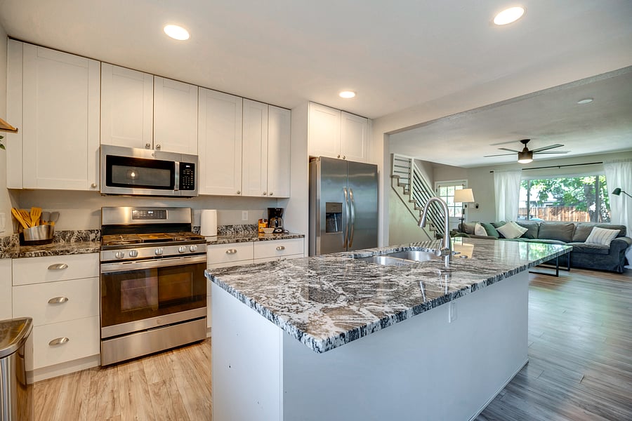 Furnished Finder property 1038195_1 photo 12