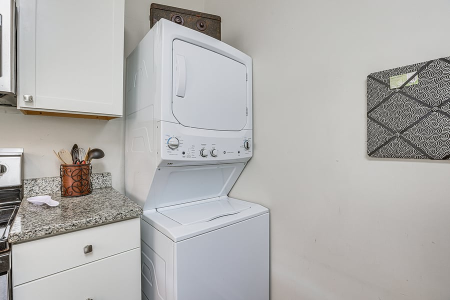 Furnished Finder property 1038203_1 photo 12