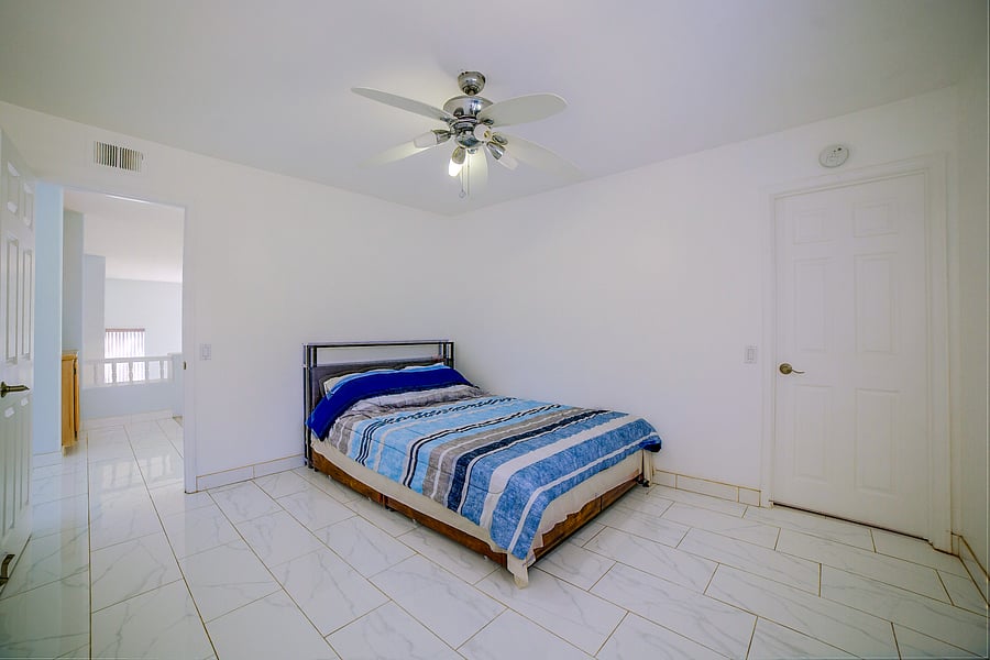 Furnished Finder property 1038209_1 photo 11