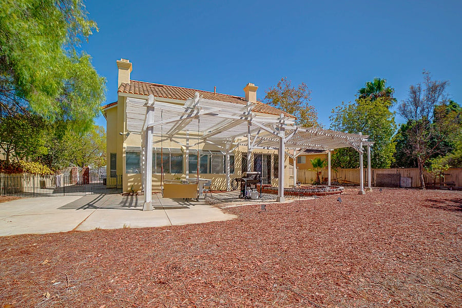 Furnished Finder property 1038209_1 photo 40