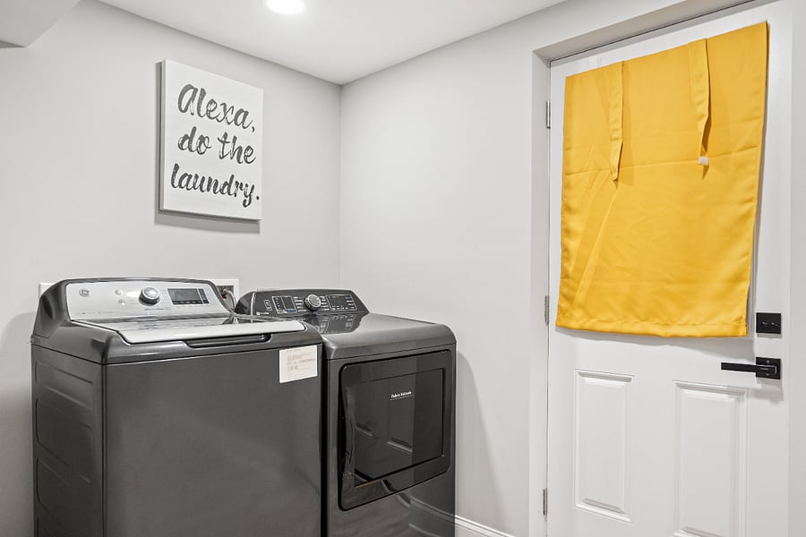Furnished Finder property 1038238_1 photo 36