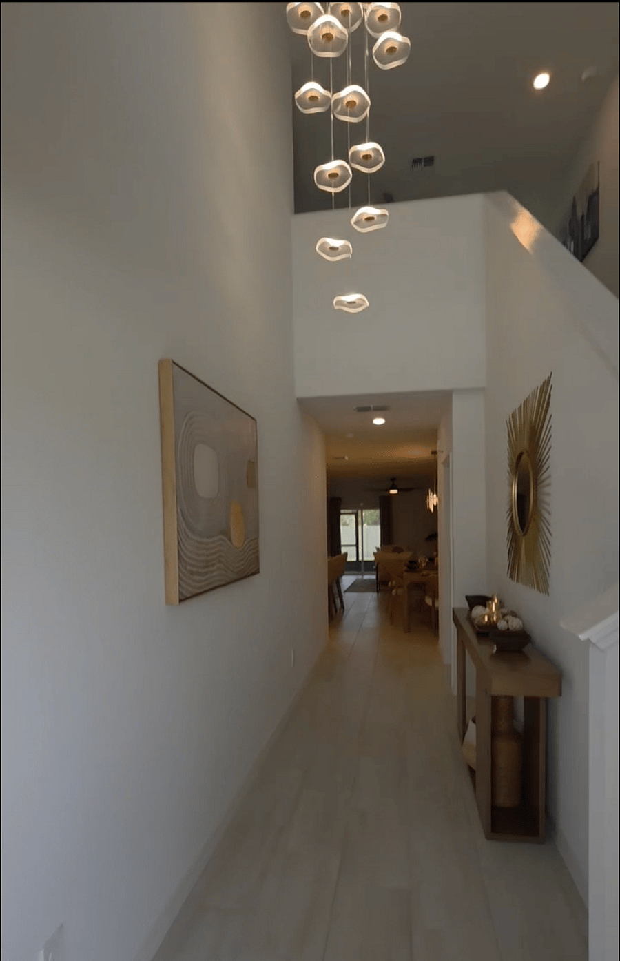 Furnished Finder property 1038243_1 photo 2