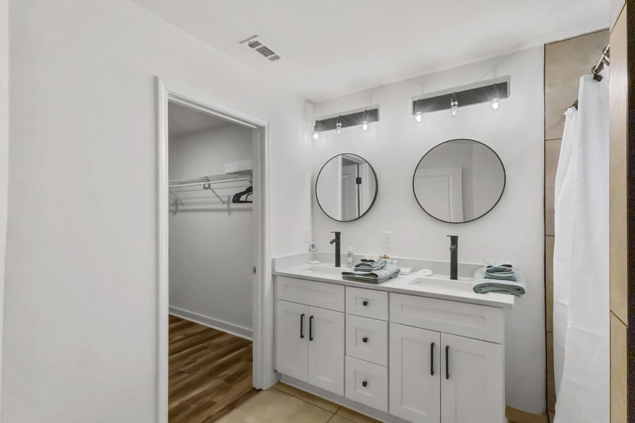 Furnished Finder property 1038246_1 photo 12