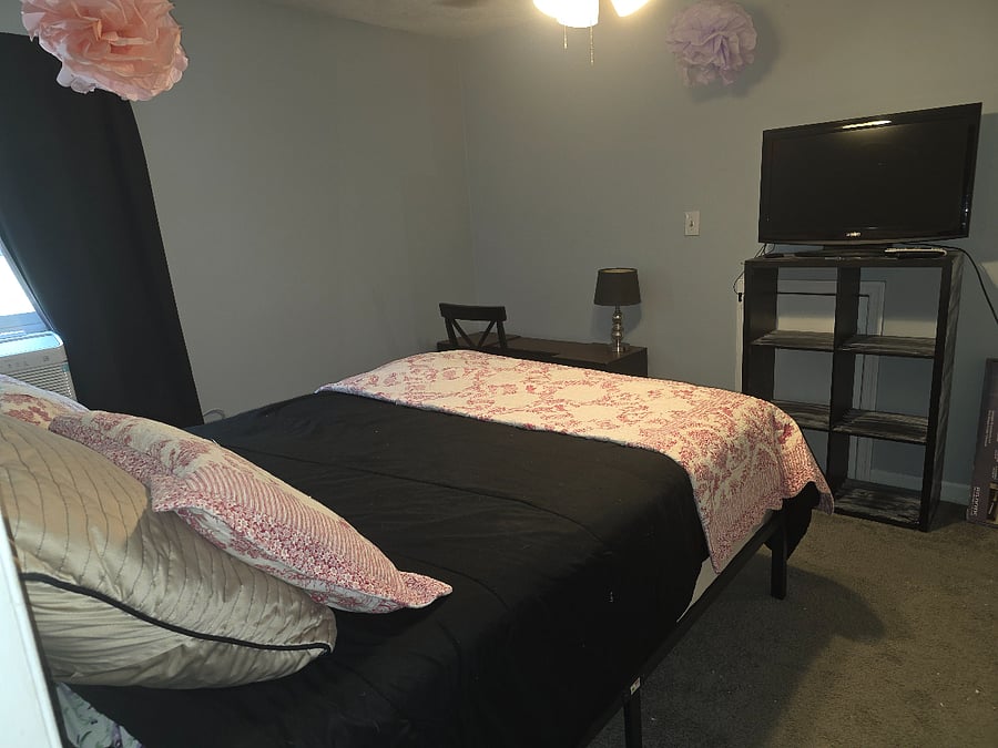 Furnished Finder property 1038247_1 photo 10