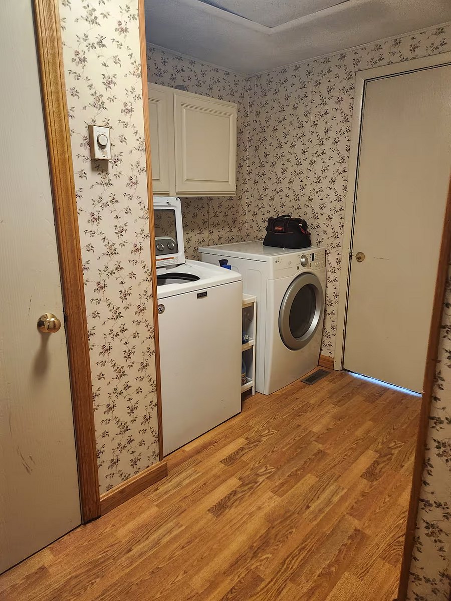 Furnished Finder property 1038257_1 photo 12