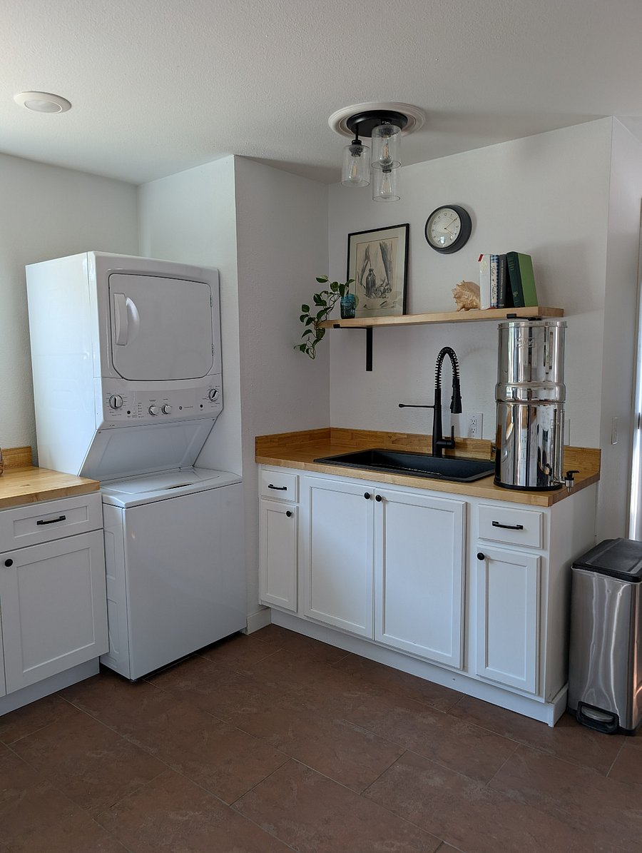 Furnished Finder property 1038259_1 photo 10