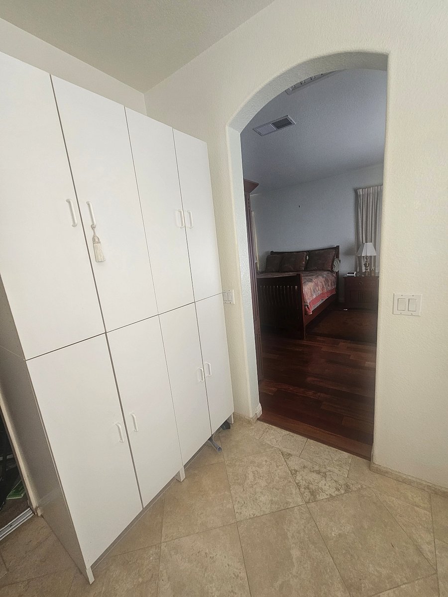 Furnished Finder property 1038260_1 photo 10