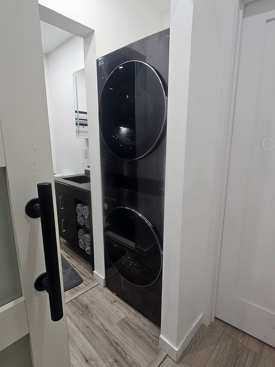 Furnished Finder property 1038264_1 photo 18