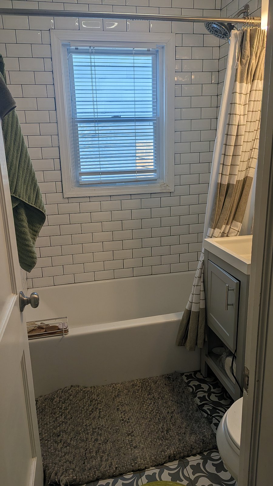 Furnished Finder property 1038269_1 photo 4