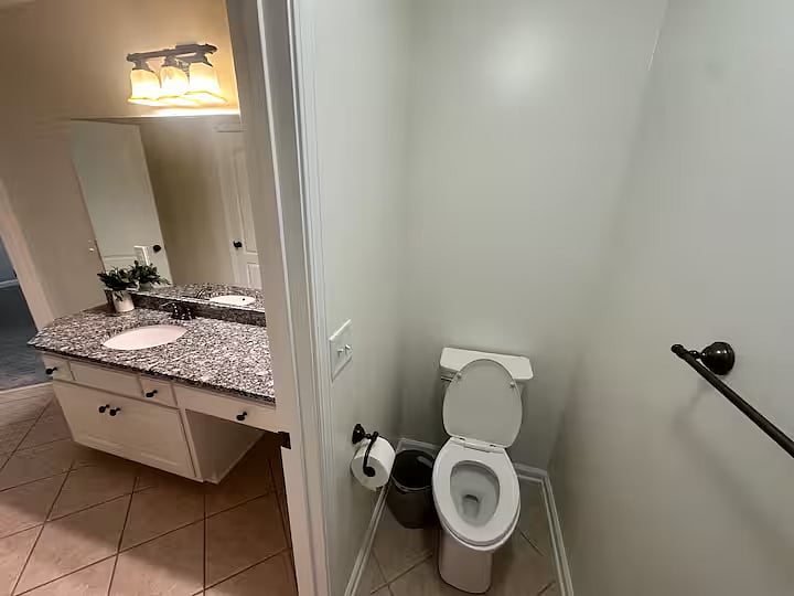 Furnished Finder property 1038280_1 photo 11