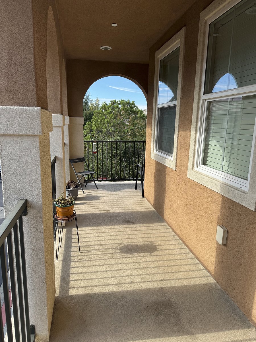 Furnished Finder property 1038287_1 photo 14