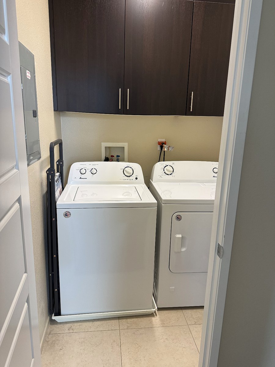 Furnished Finder property 1038287_1 photo 15