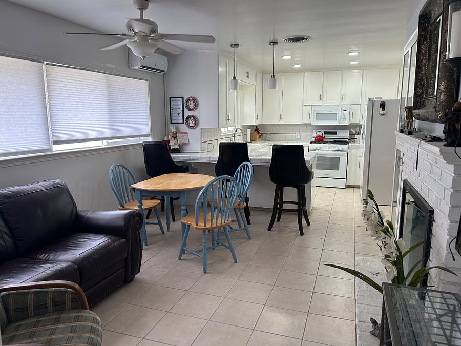 Furnished Finder property 1038301_1 photo 3