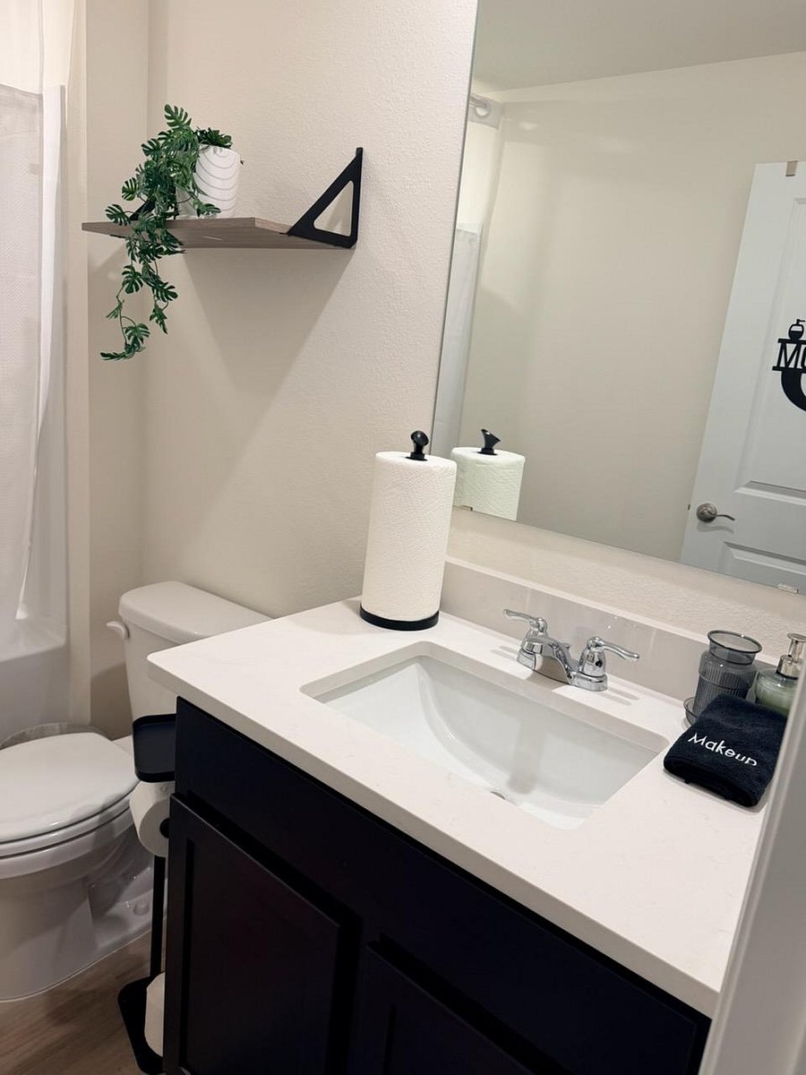 Furnished Finder property 1038308_1 photo 15