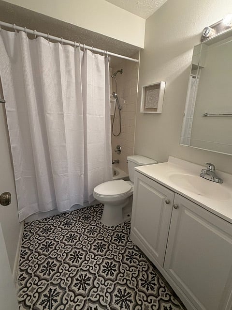 Furnished Finder property 1038314_1 photo 11