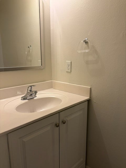 Furnished Finder property 1038314_1 photo 4