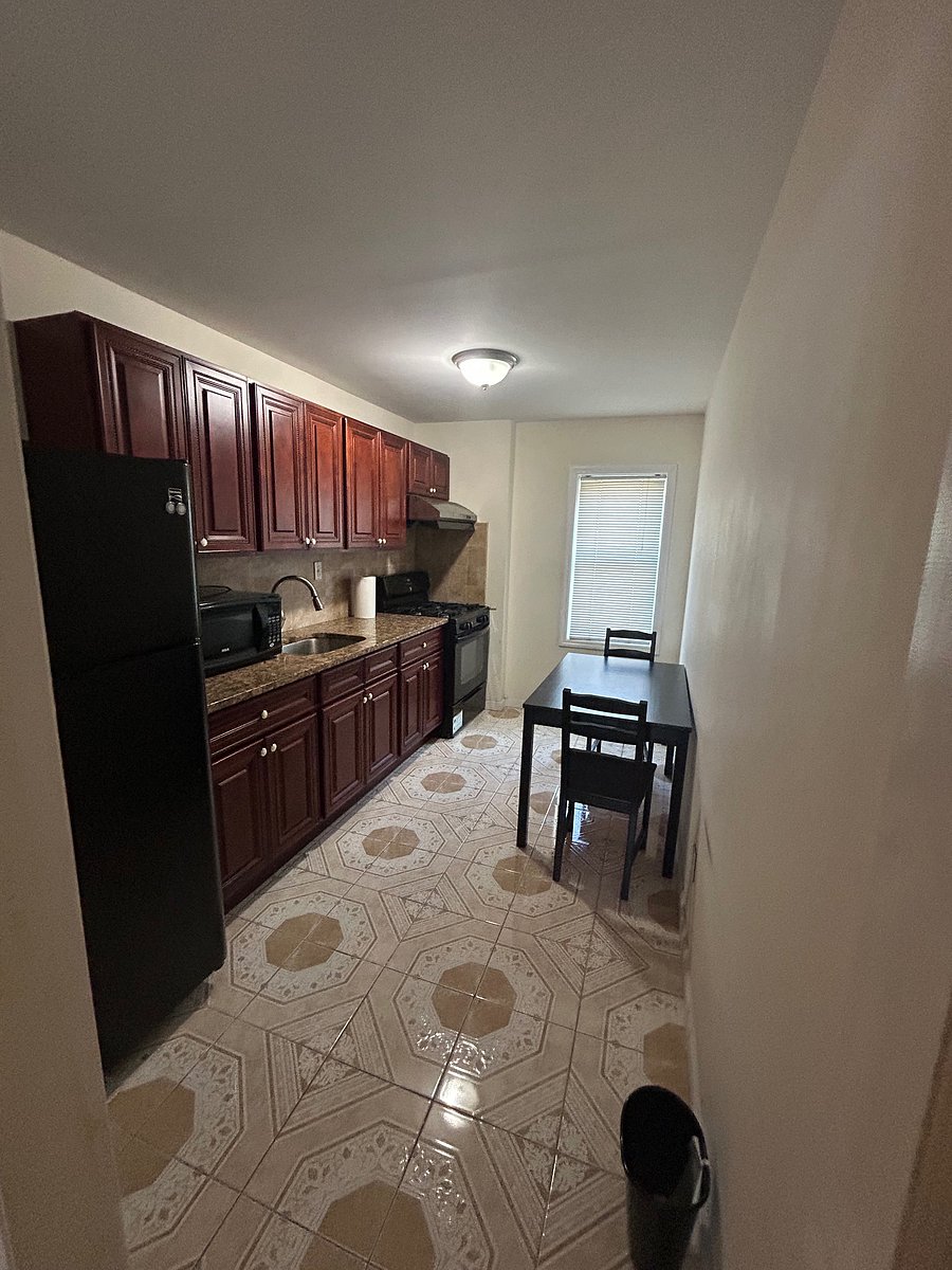 Furnished Finder property 1038318_2 photo 8