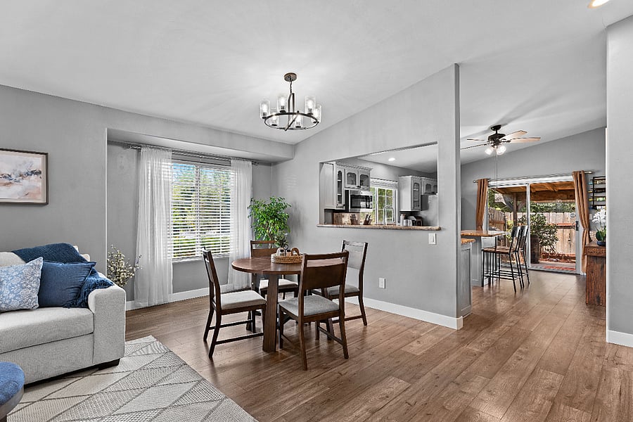 Furnished Finder property 1038337_1 photo 9