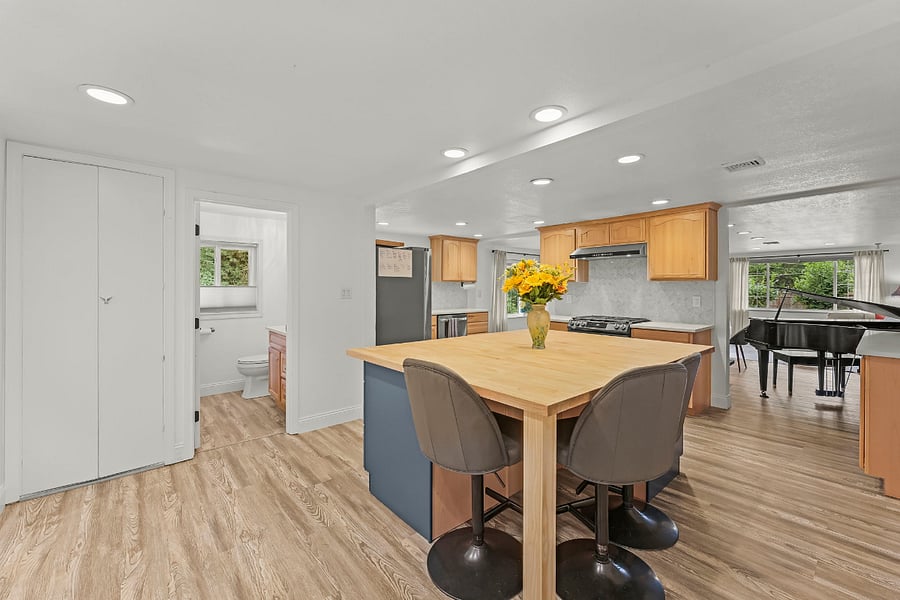Furnished Finder property 1038344_1 photo 4