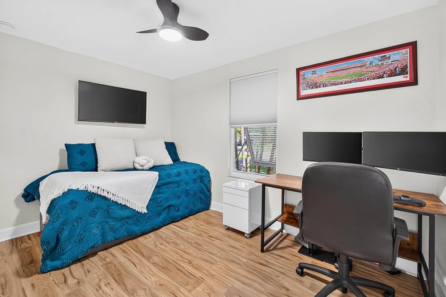 Furnished Finder property 1038347_1 photo 12