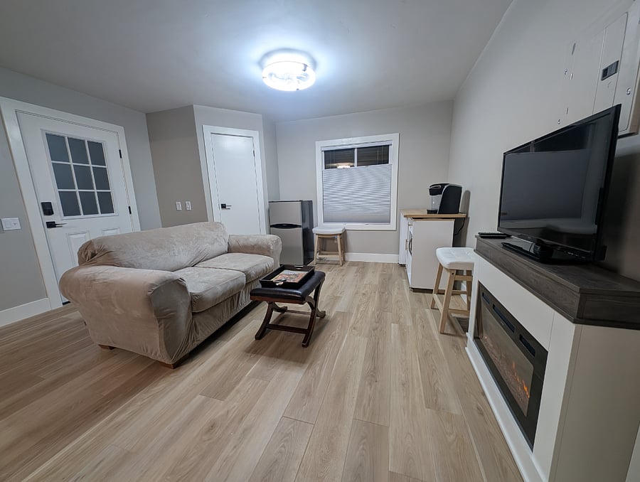 Furnished Finder property 1038386_1 photo 4
