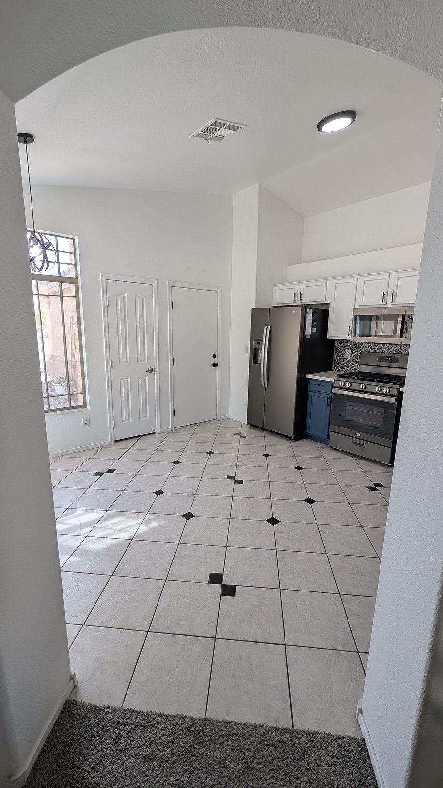 Furnished Finder property 1038420_1 photo 4