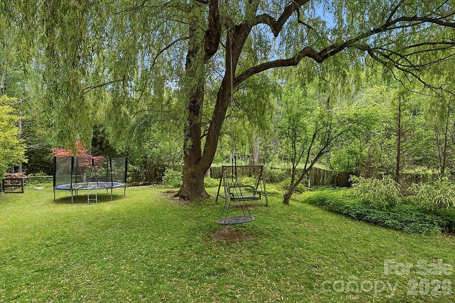 Furnished Finder property 1038423_1 photo 31