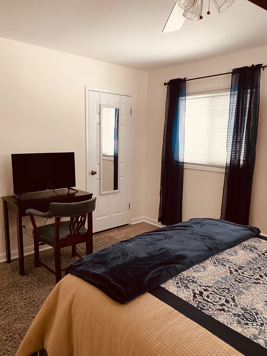 Private bedroom