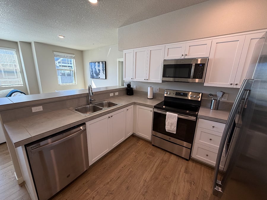 Furnished Finder property 1038433_1 photo 4