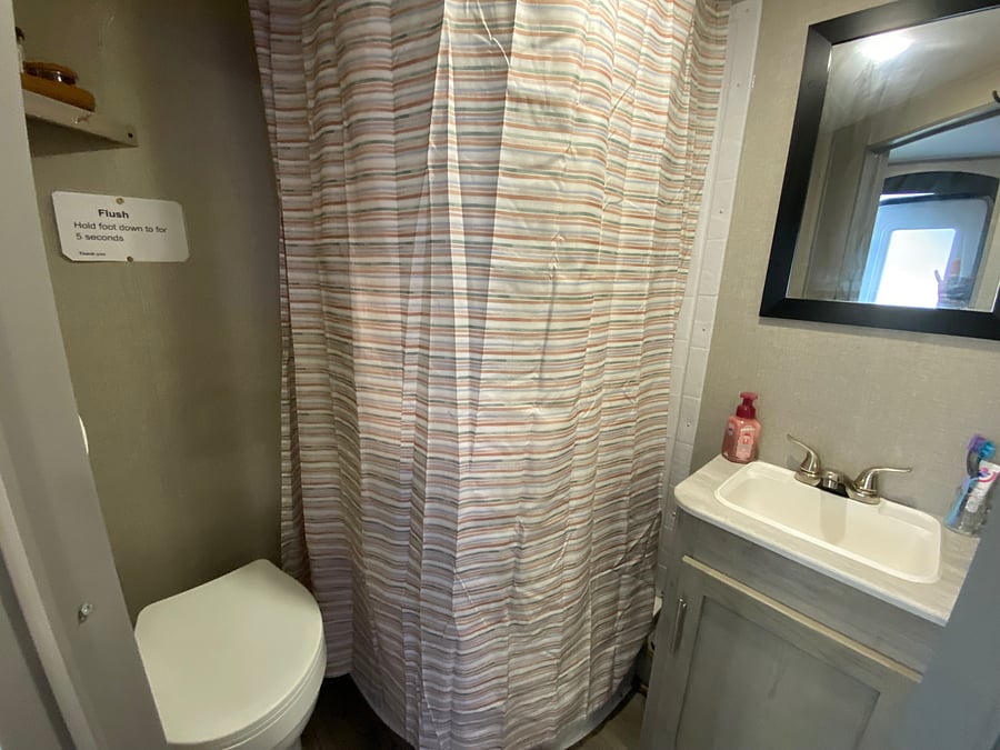 Furnished Finder property 1038436_1 photo 10