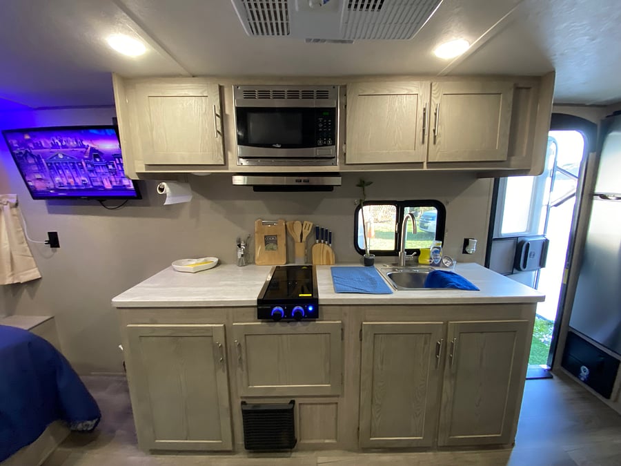 Furnished Finder property 1038436_1 photo 15