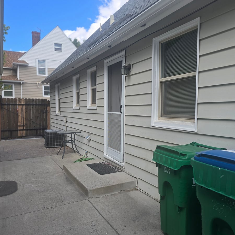 Furnished Finder property 1038458_1 photo 12