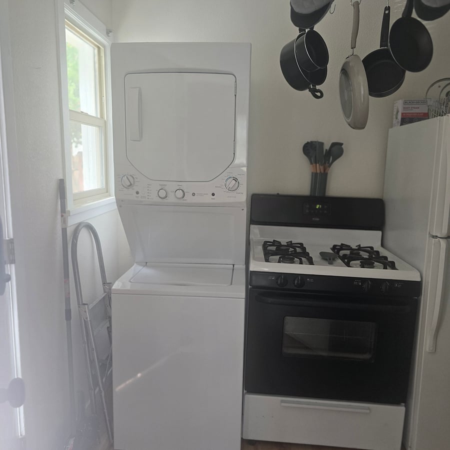 Furnished Finder property 1038458_1 photo 7
