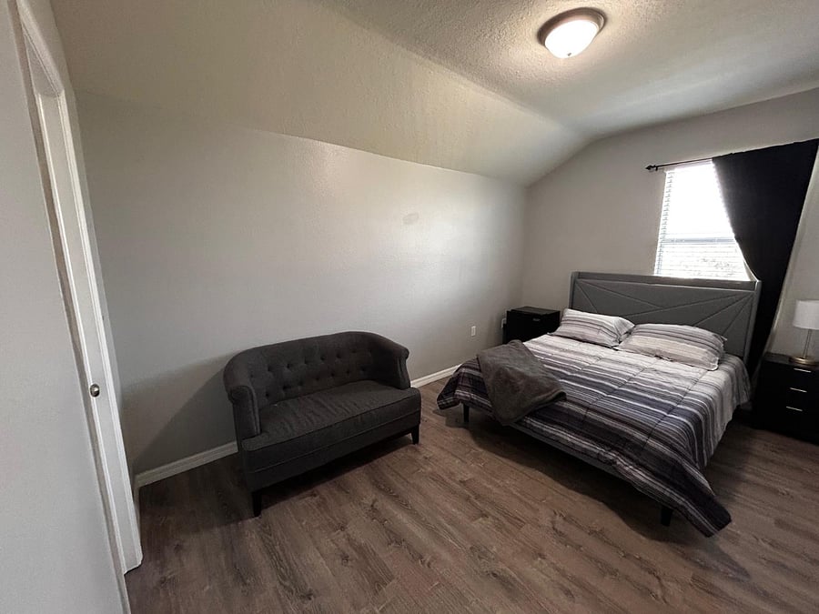 Furnished Finder property 1038473_1 photo 4