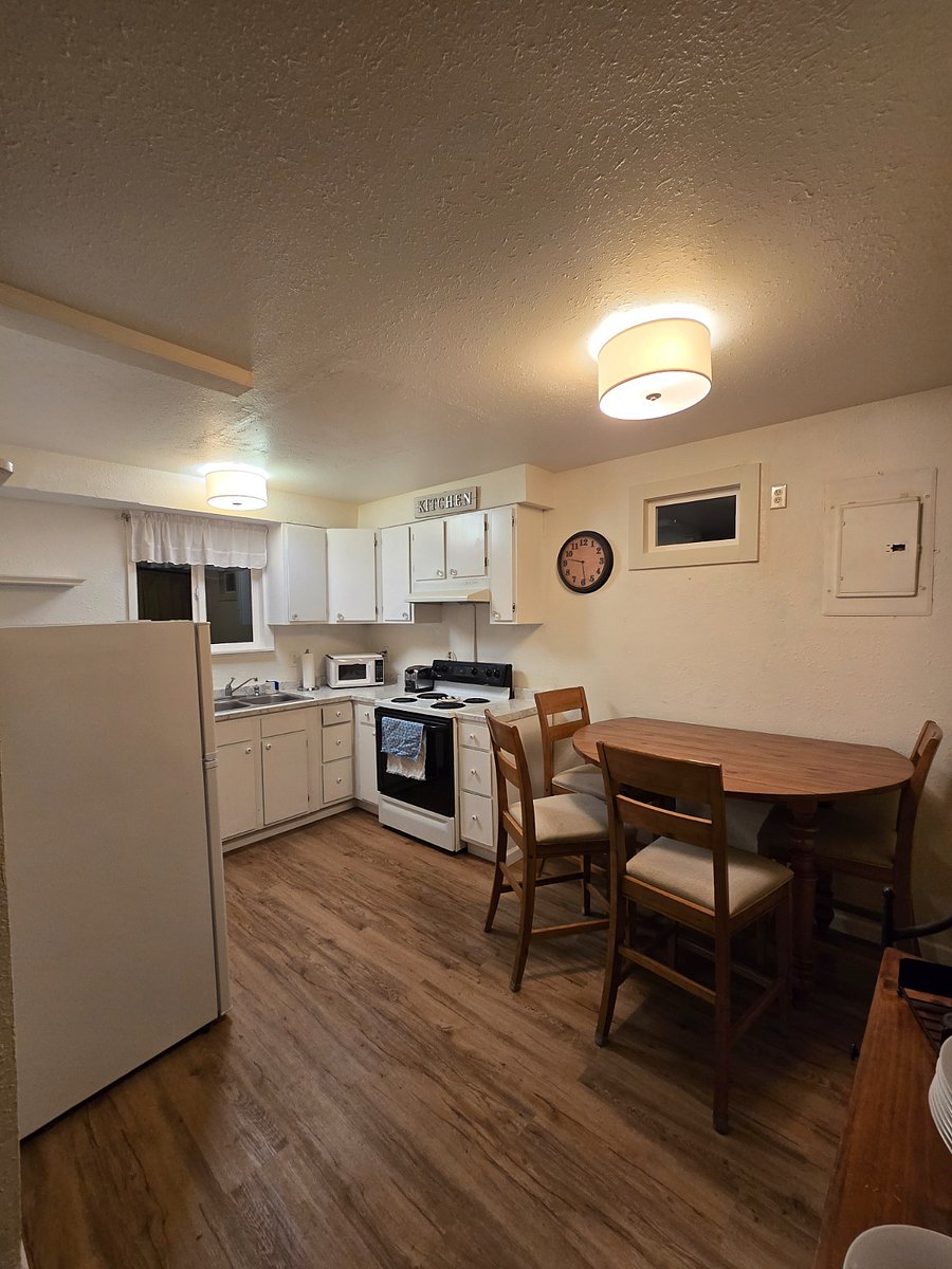 Furnished Finder property 1038523_1 photo 3