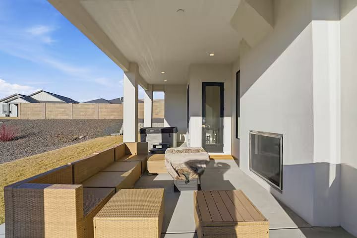 Furnished Finder property 1038528_1 photo 24