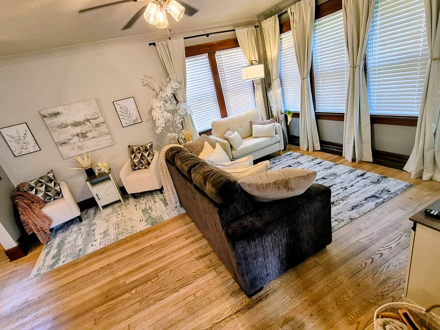 Sitting room and Living room