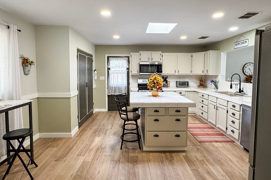 Furnished Finder property 1038614_1 photo 11