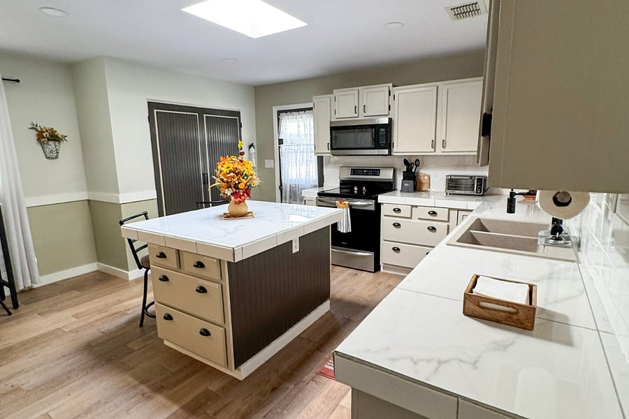 Furnished Finder property 1038614_1 photo 12