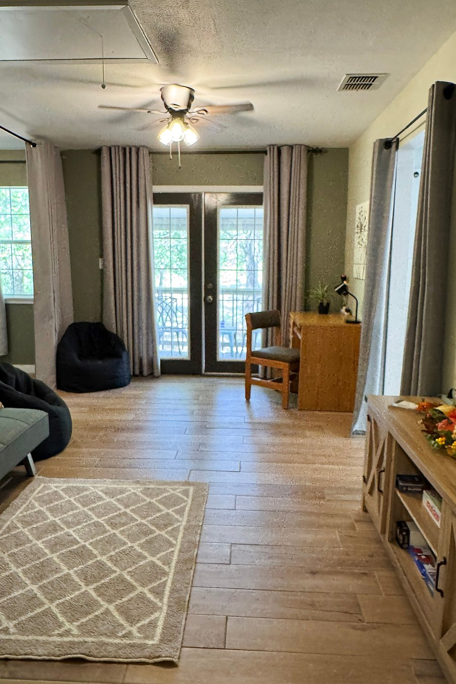 Furnished Finder property 1038614_1 photo 22