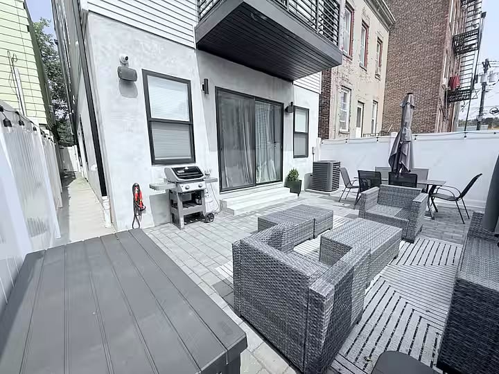 Furnished Finder property 1038616_1 photo 64