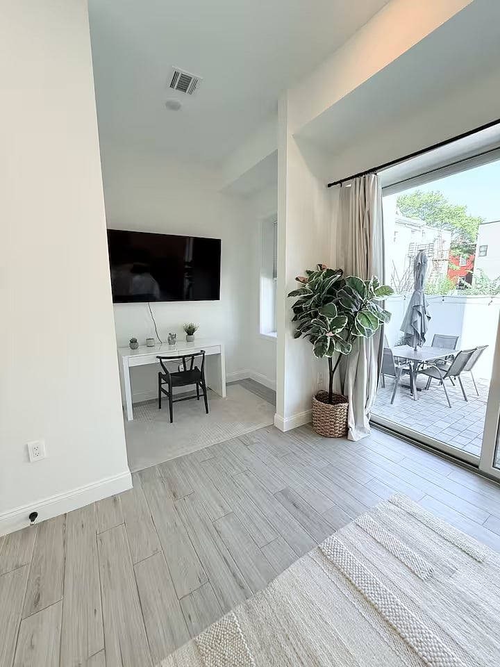 Furnished Finder property 1038616_1 photo 47