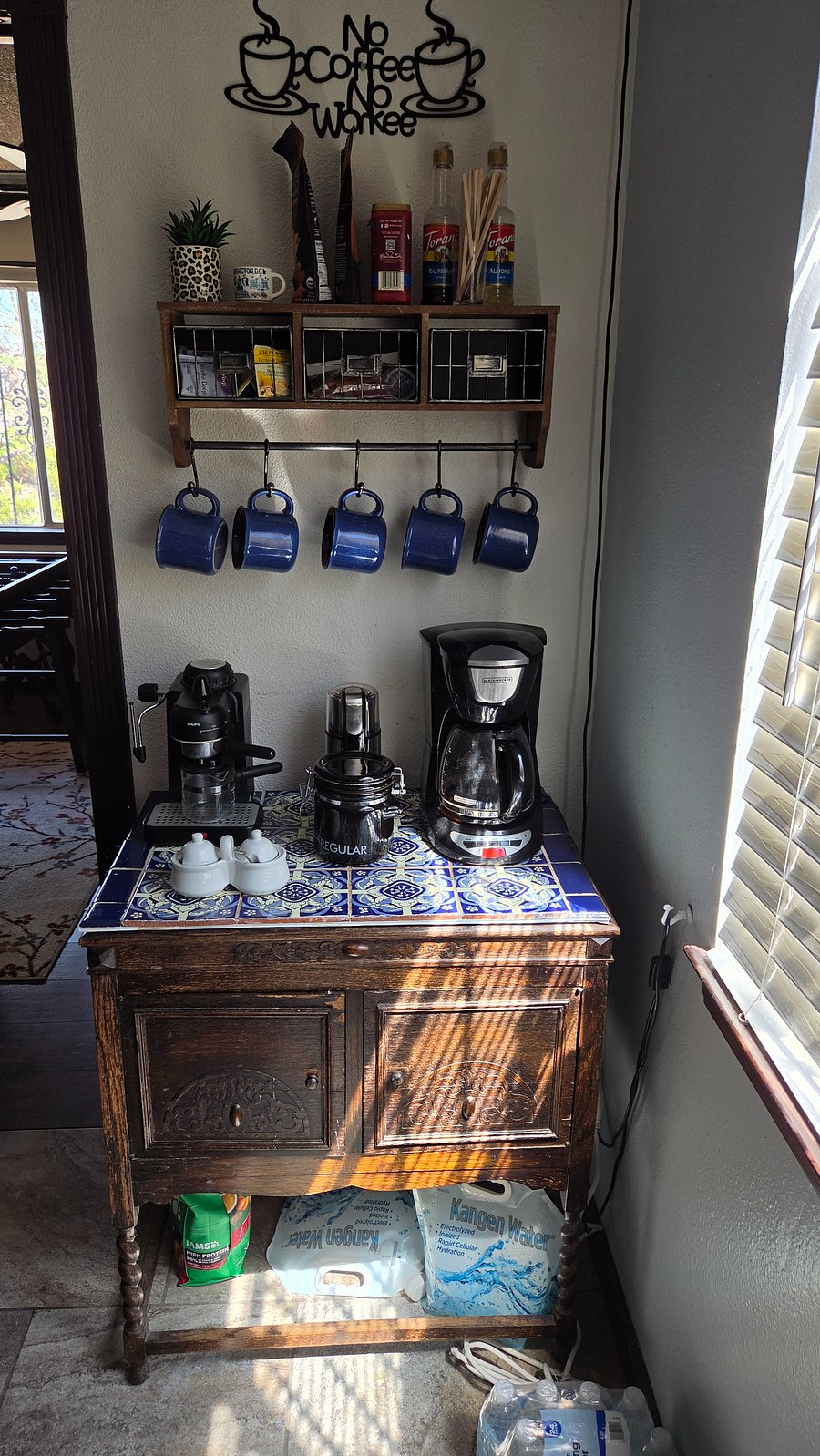 Coffee bar
