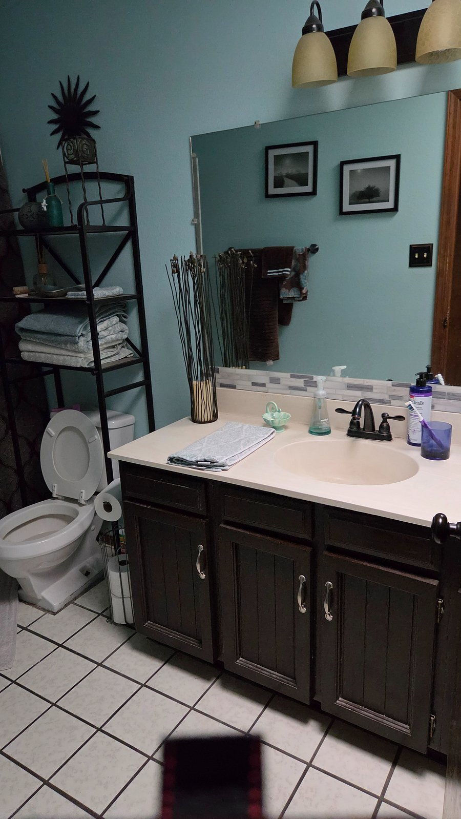 Main bathroom